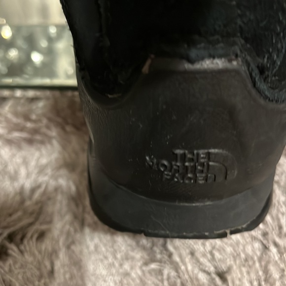 The North Face size US 8 Hicking Boots. - Picture 5 of 7